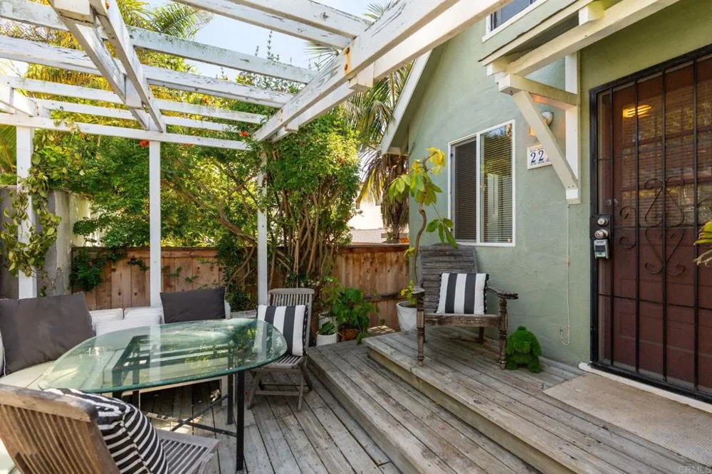 215 Lolita Street Encinitas, CA 92024