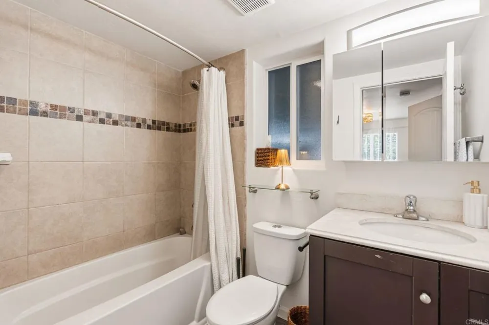 215 Lolita Street Encinitas, CA 92024