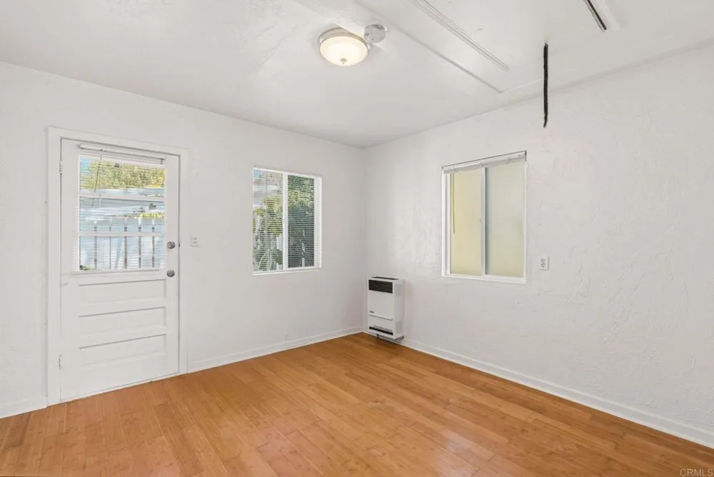 215 Lolita Street Encinitas, CA 92024