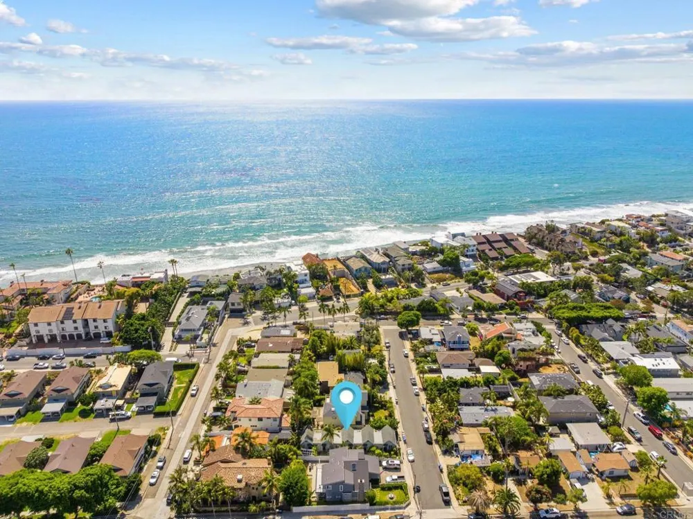 215 Lolita Street Encinitas, CA 92024