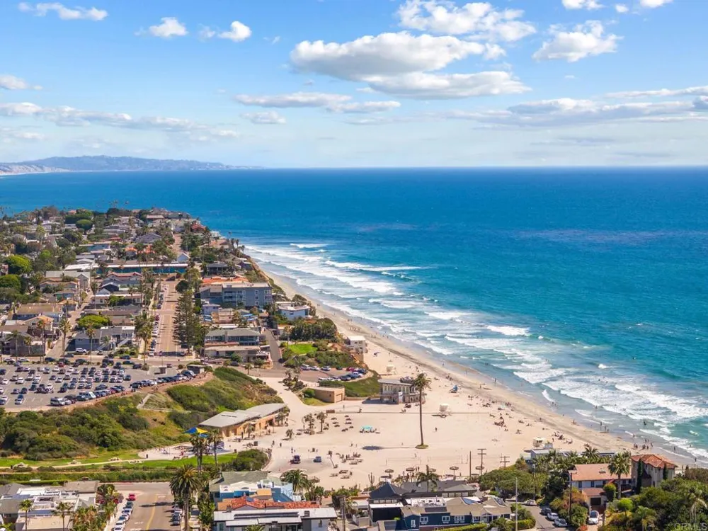 215 Lolita Street Encinitas, CA 92024