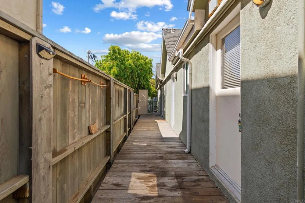 215 Lolita Street Encinitas, CA 92024