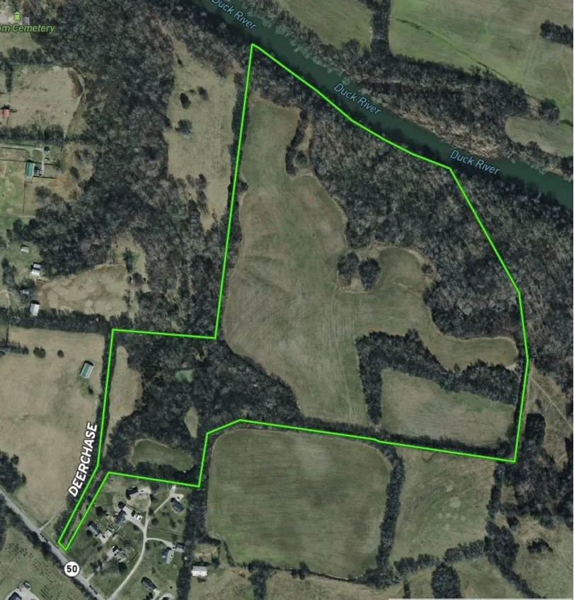 3526 Williamsport Pike Williamsport, TN 38487