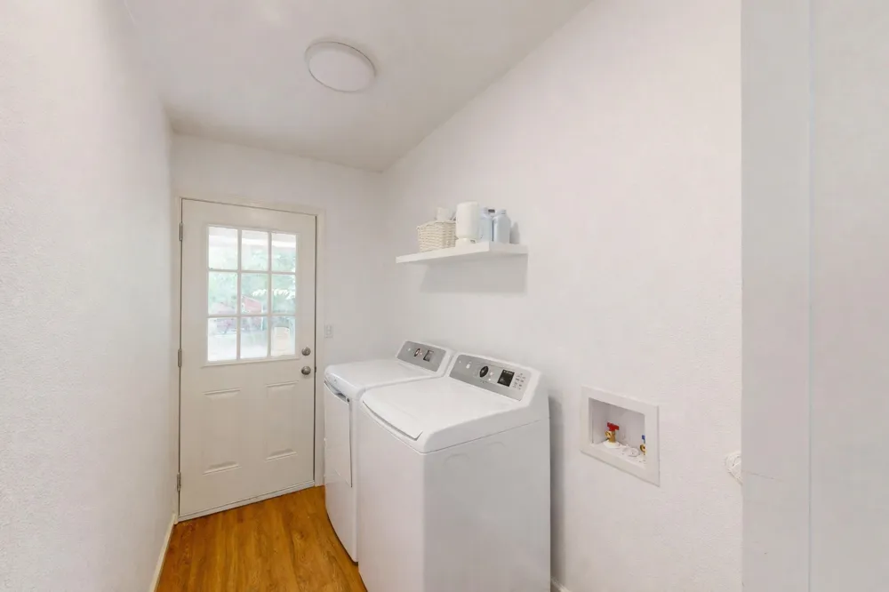 1404 E Polk Street Paris, TX 75460