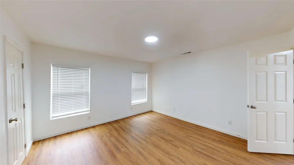 1404 E Polk Street Paris, TX 75460