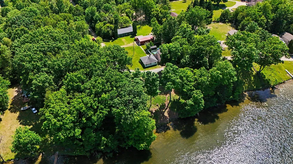 3931 S Shore Drive Elba Township, MI 48446