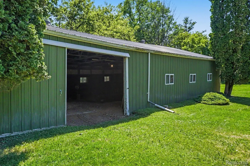 3931 S Shore Drive Elba Township, MI 48446