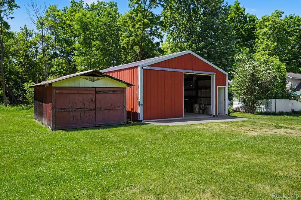3931 S Shore Drive Elba Township, MI 48446