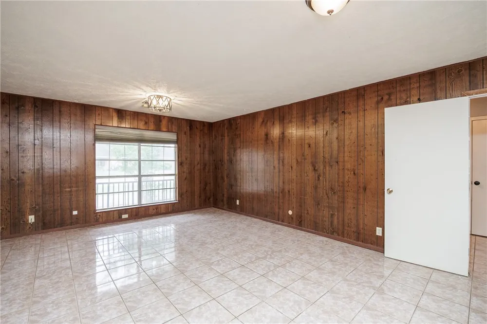 1101 Jefferson Street Alice, TX 78332