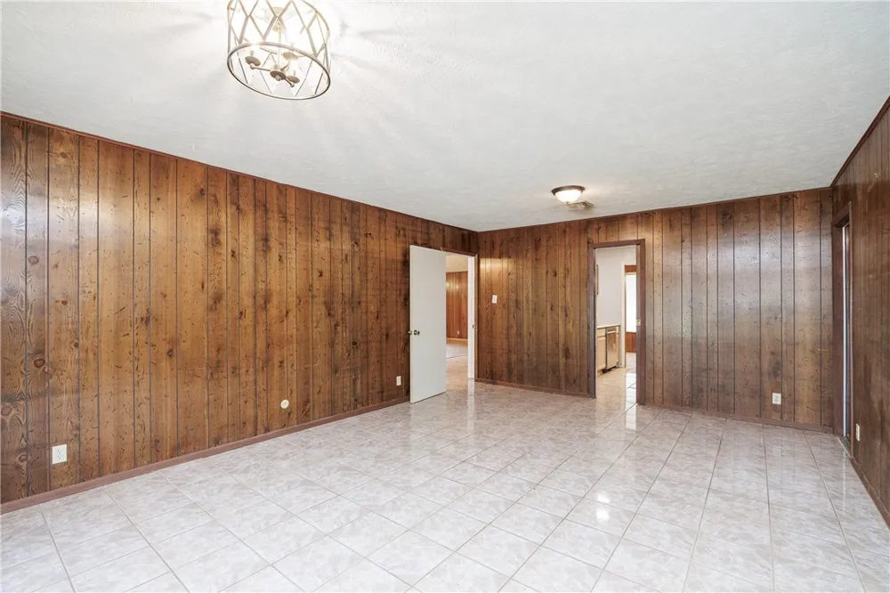 1101 Jefferson Street Alice, TX 78332