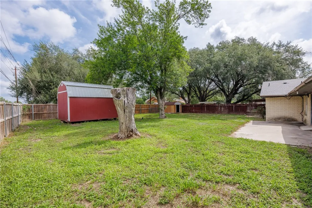 1101 Jefferson Street Alice, TX 78332
