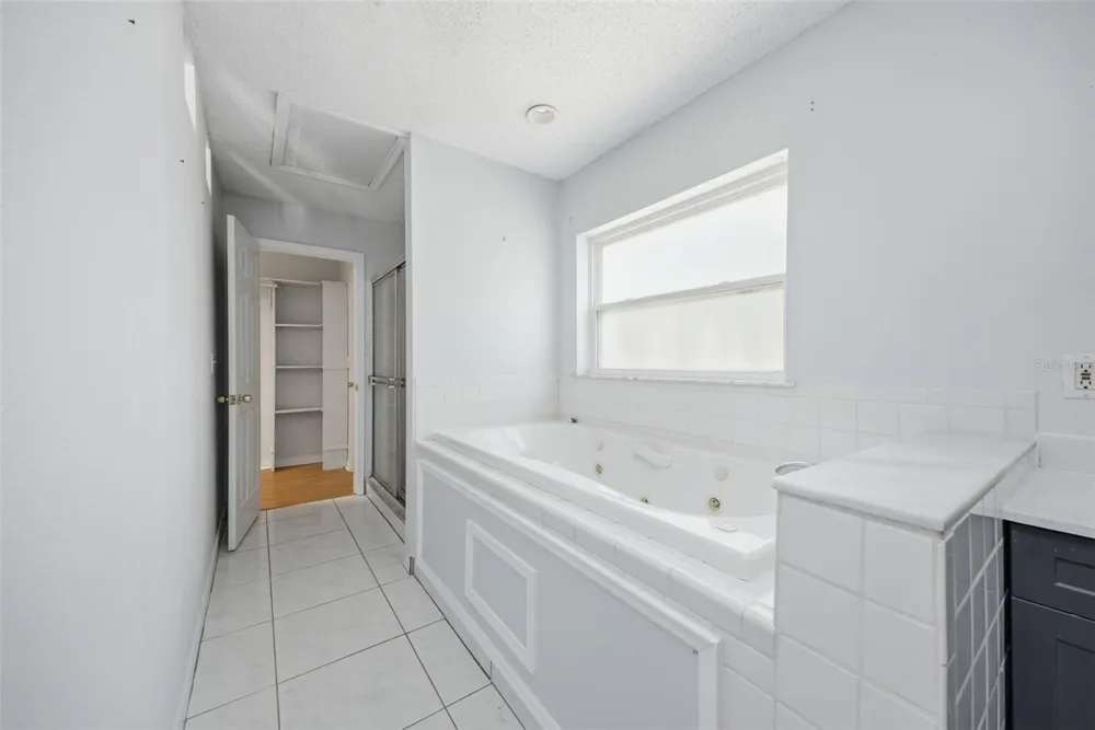 11410 THOMAS ROAD Seffner, FL 33584