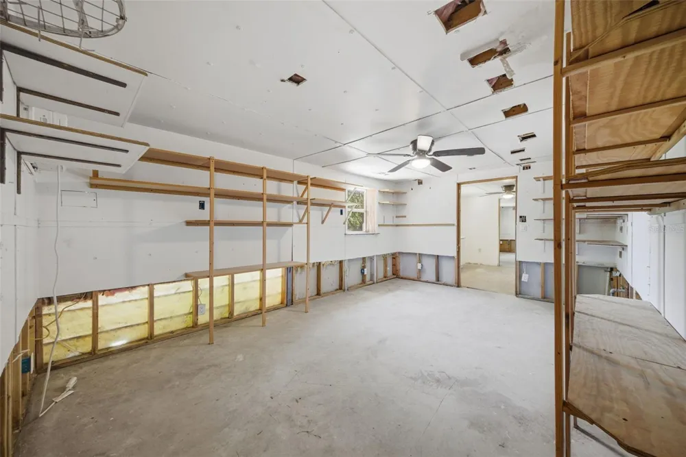11410 THOMAS ROAD Seffner, FL 33584