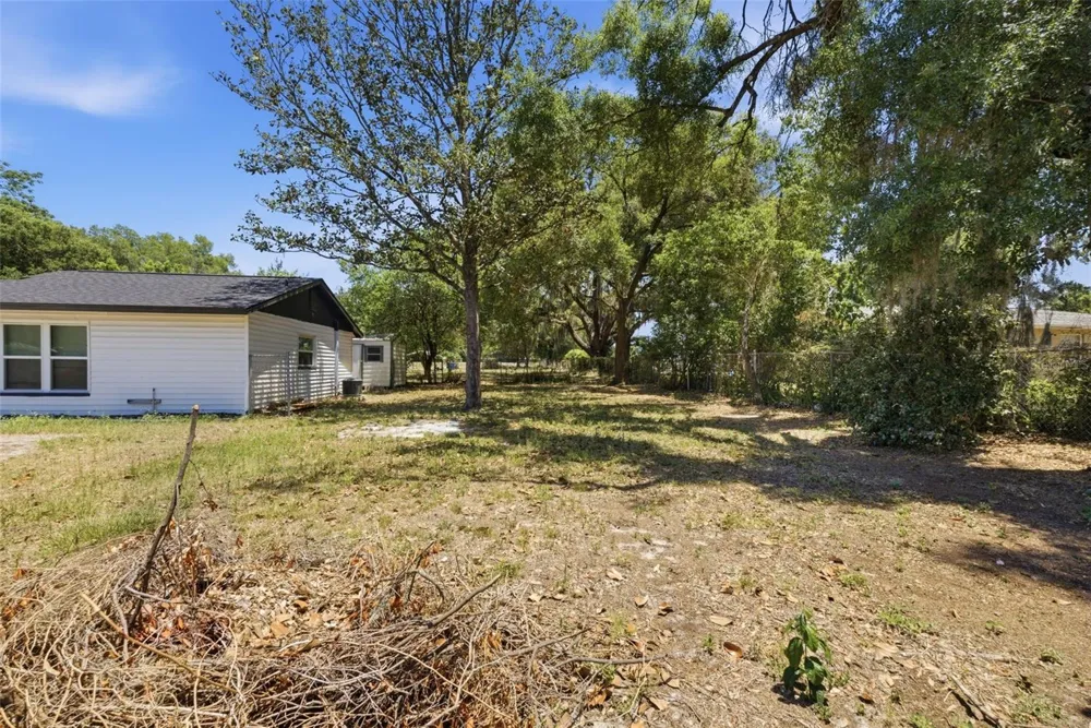 11410 THOMAS ROAD Seffner, FL 33584