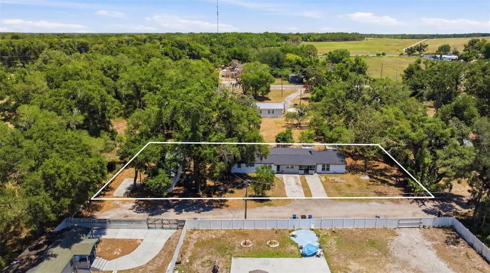 11410 THOMAS ROAD Seffner, FL 33584