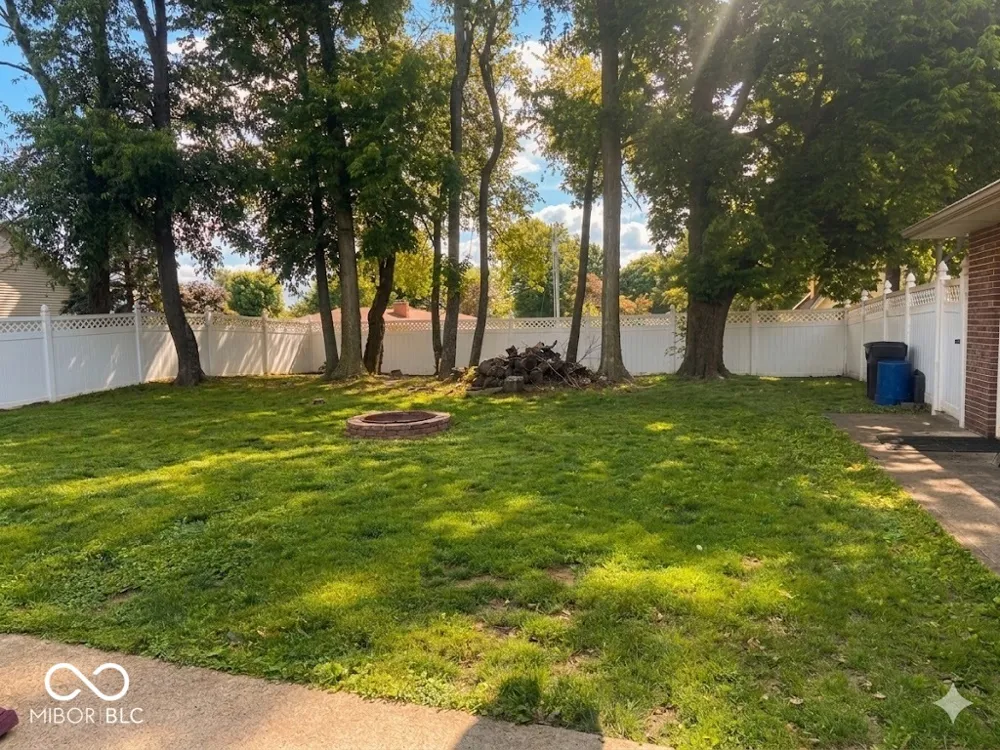 2490 E Northwood Avenue Terre Haute, IN 47805