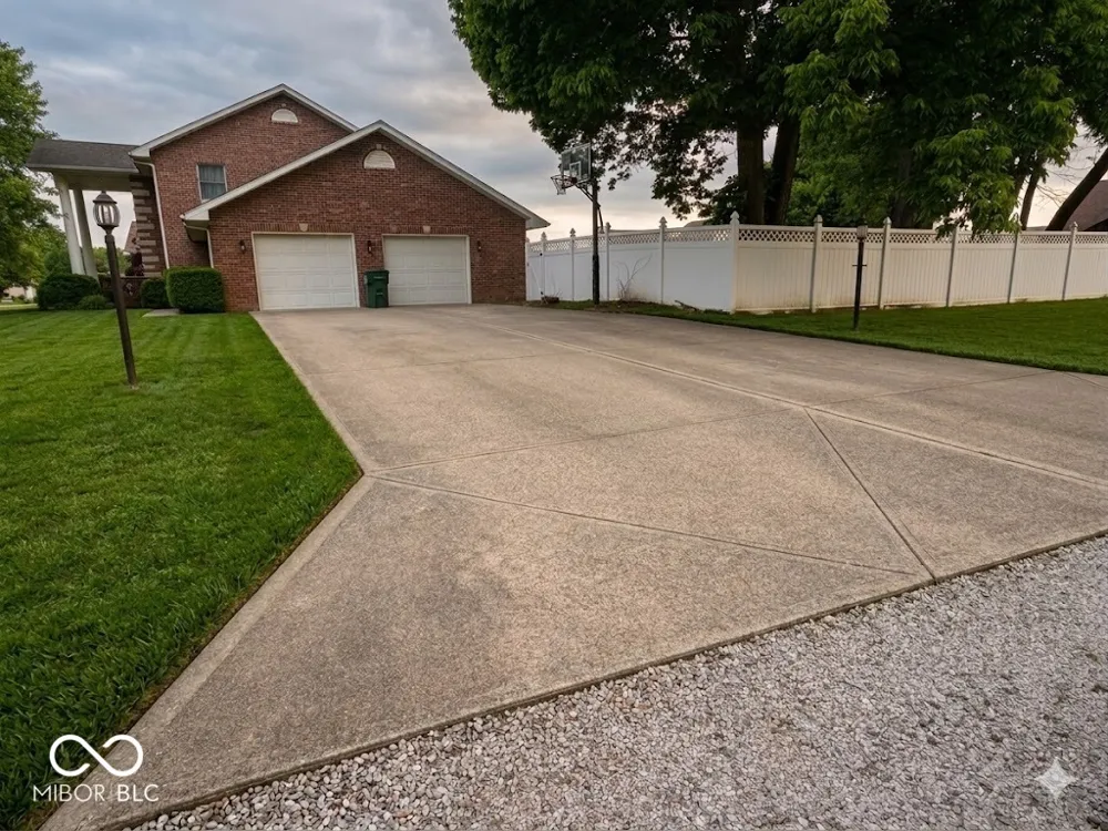 2490 E Northwood Avenue Terre Haute, IN 47805