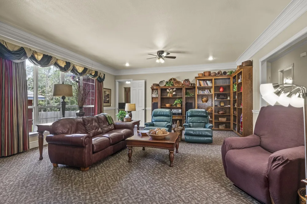903 Deer Trail Ln Mt Pleasant, TX 75455