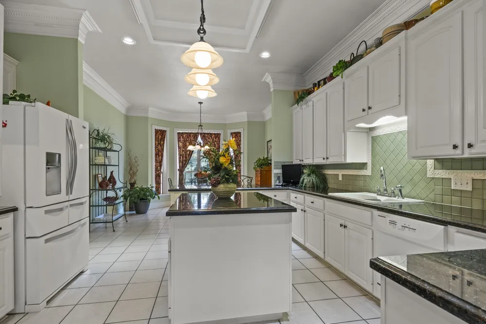 903 Deer Trail Ln Mt Pleasant, TX 75455