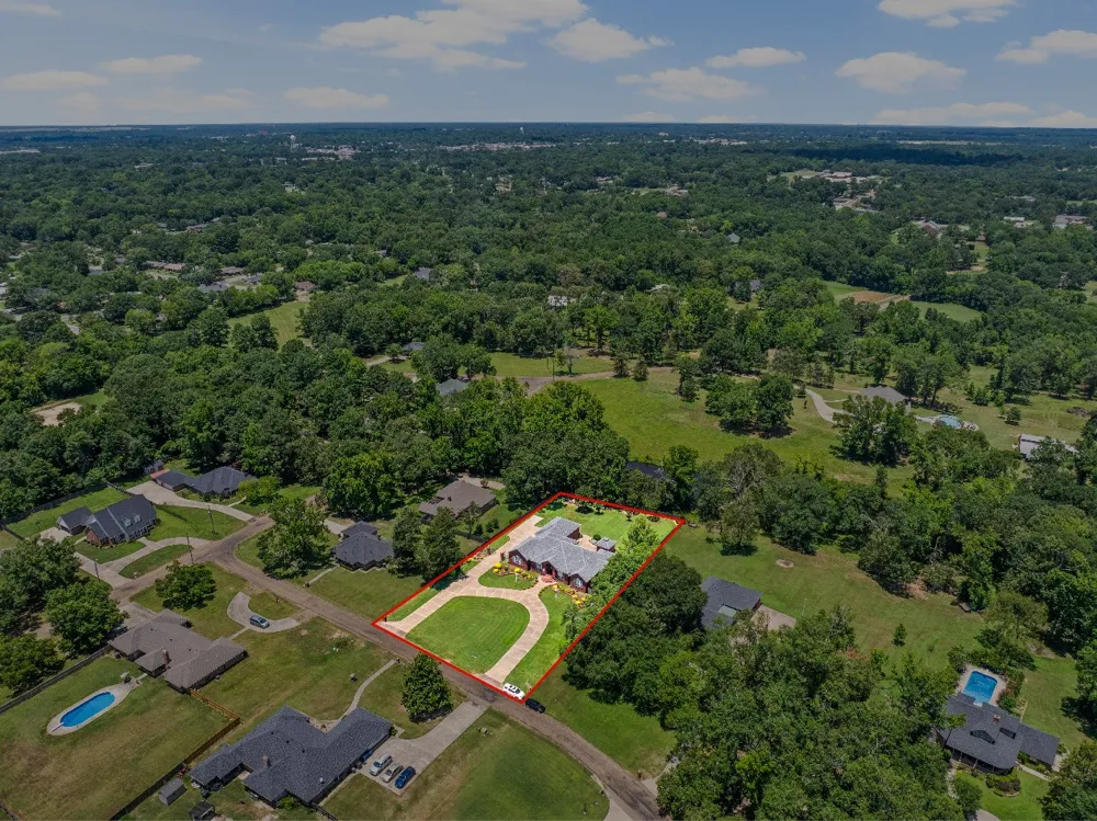 903 Deer Trail Ln Mt Pleasant, TX 75455