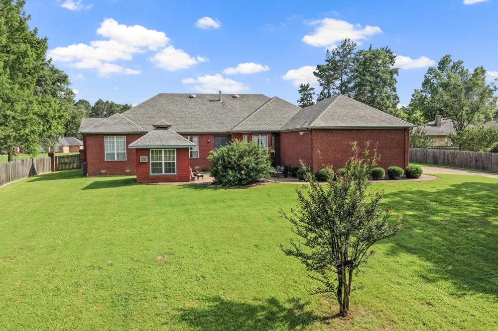 903 Deer Trail Ln Mt Pleasant, TX 75455