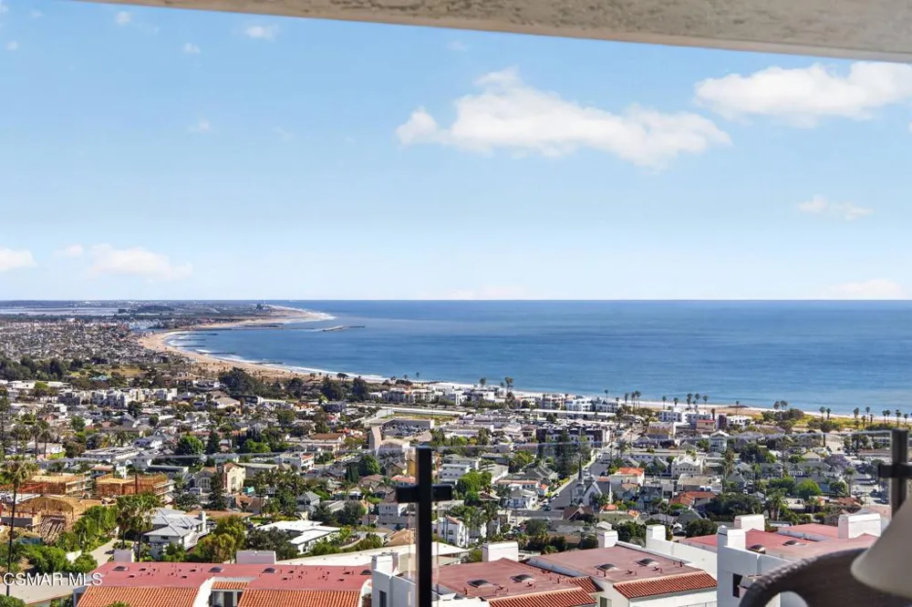 818 Caliente Lane Ventura, CA 93001
