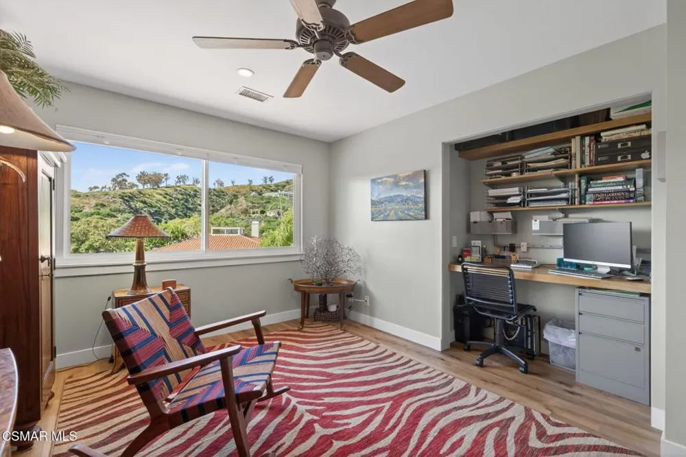 818 Caliente Lane Ventura, CA 93001