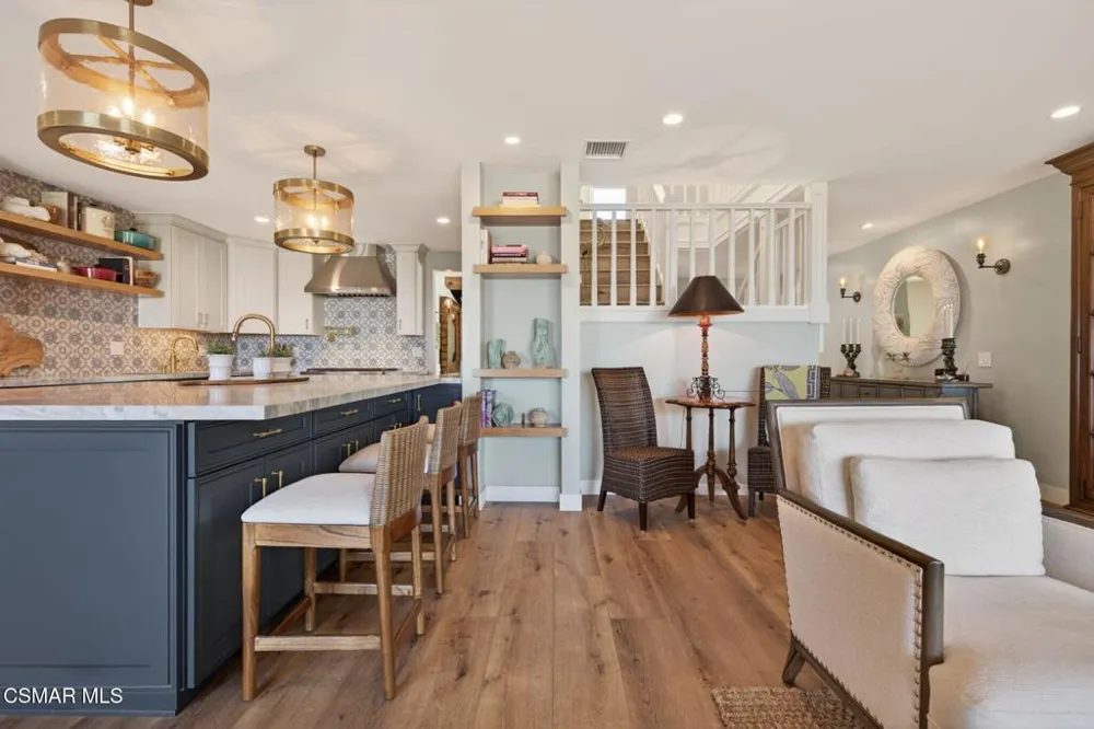 818 Caliente Lane Ventura, CA 93001