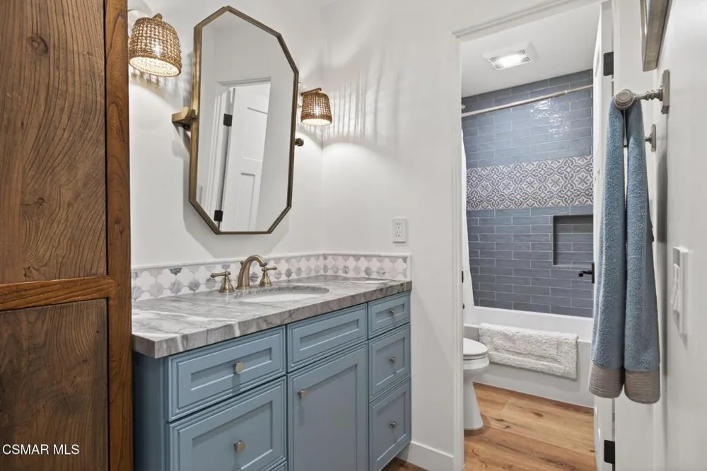 818 Caliente Lane Ventura, CA 93001