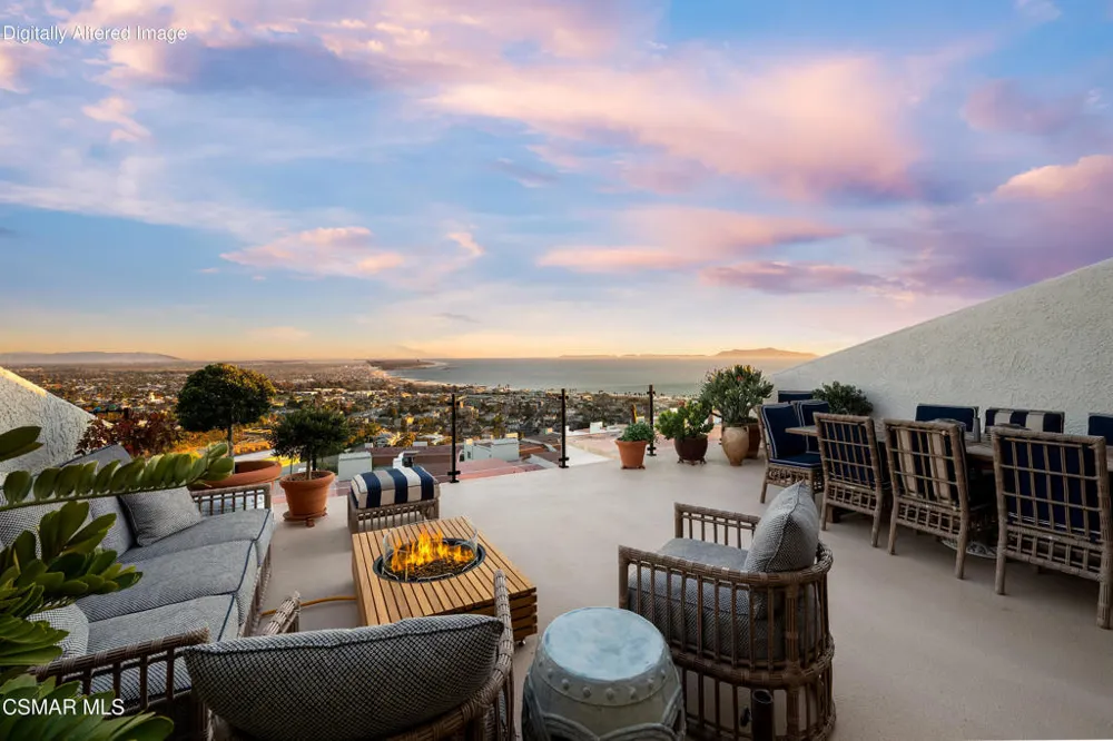 818 Caliente Lane Ventura, CA 93001