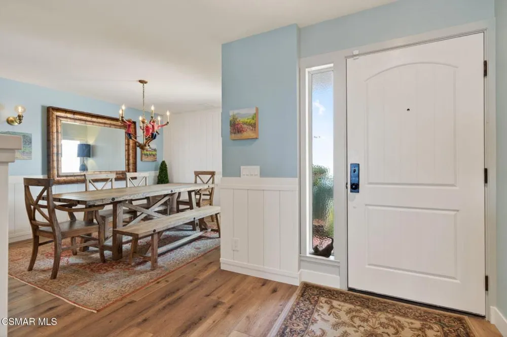 818 Caliente Lane Ventura, CA 93001