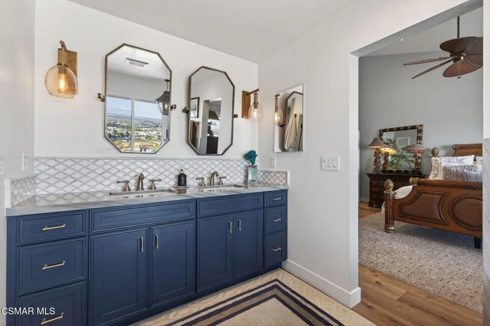 818 Caliente Lane Ventura, CA 93001
