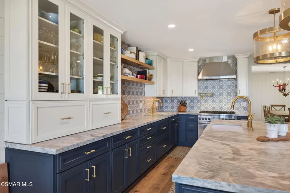 818 Caliente Lane Ventura, CA 93001