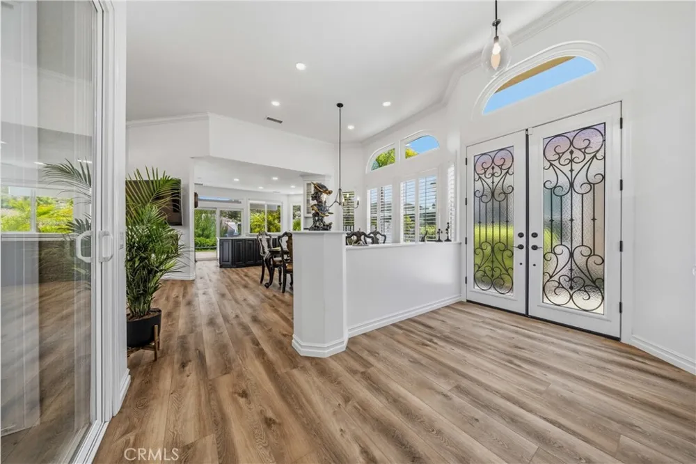 38648 Bears Paw Dr. Murrieta, CA 92562