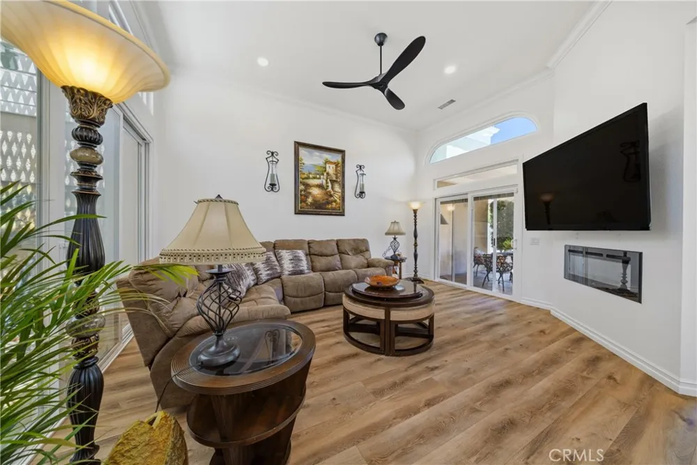 38648 Bears Paw Dr. Murrieta, CA 92562