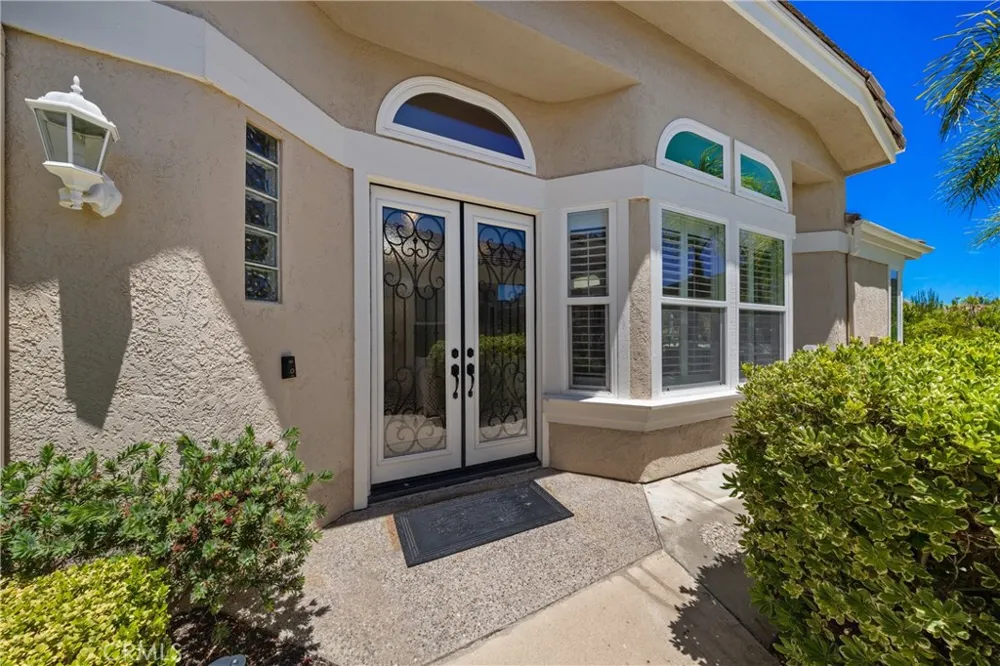 38648 Bears Paw Dr. Murrieta, CA 92562