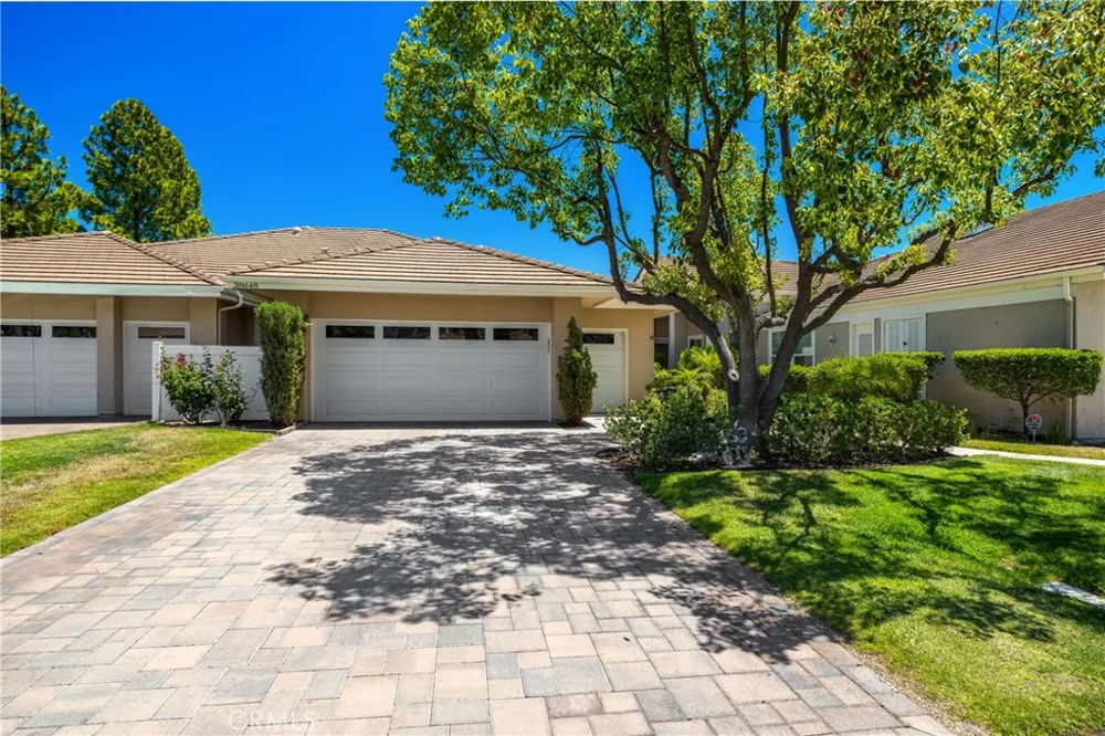 38648 Bears Paw Dr. Murrieta, CA 92562