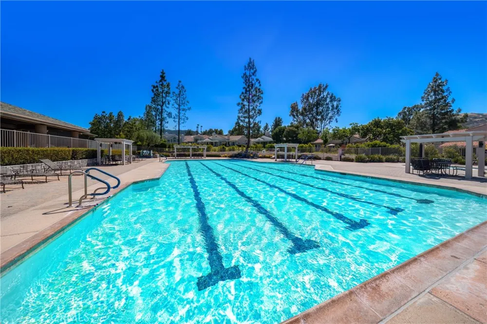 38648 Bears Paw Dr. Murrieta, CA 92562