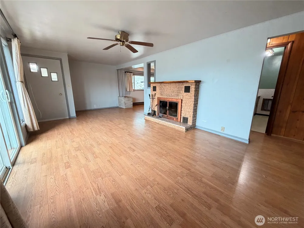 2108 Deerpath Oroville, WA 98844