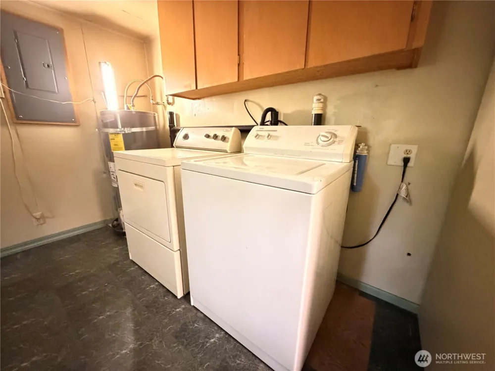 2108 Deerpath Oroville, WA 98844