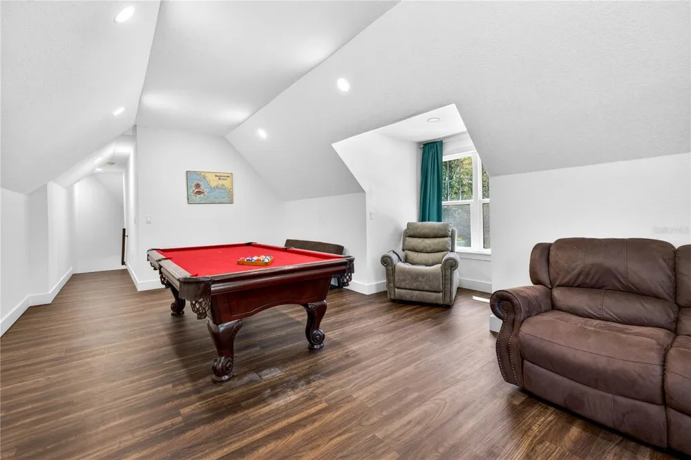 17265 MEADOW BLUFF VIEW Dade City, FL 33523