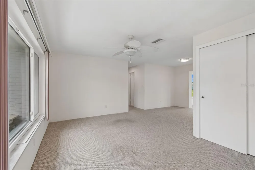 14142 90TH AVENUE Seminole, FL 33776