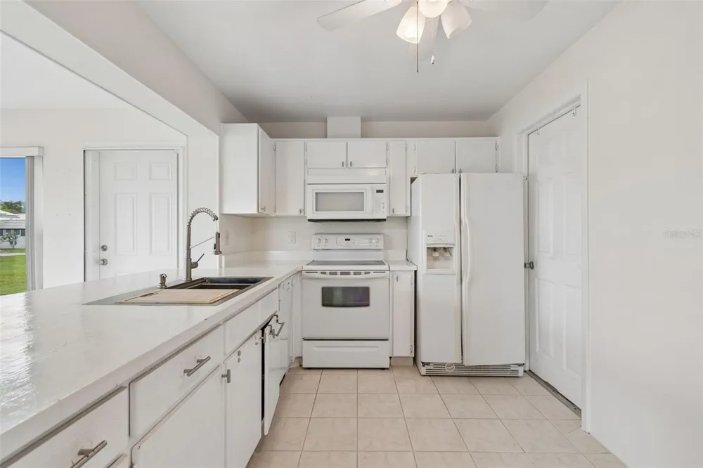 14142 90TH AVENUE Seminole, FL 33776