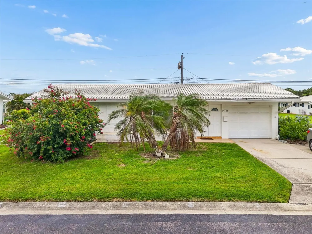 14142 90TH AVENUE Seminole, FL 33776