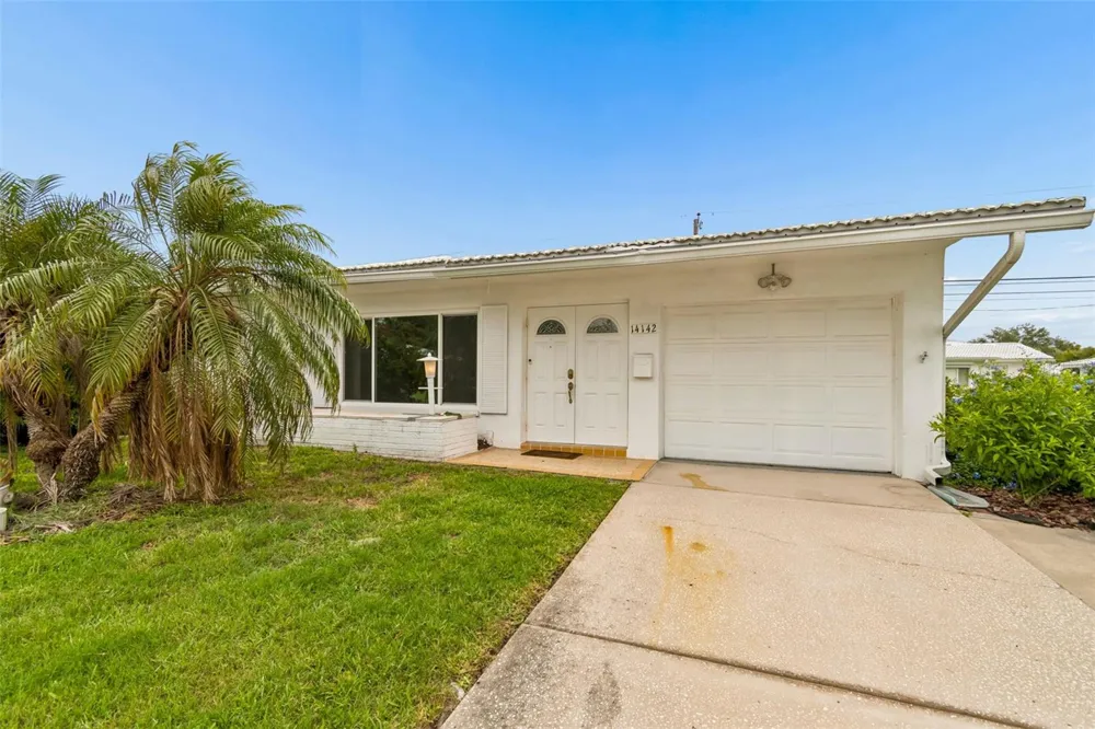 14142 90TH AVENUE Seminole, FL 33776