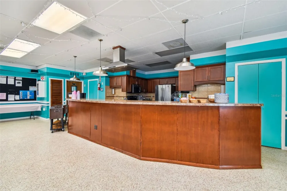 14142 90TH AVENUE Seminole, FL 33776
