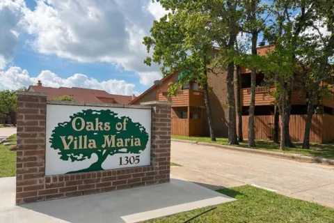 1305 W Villa Maria Road #B101