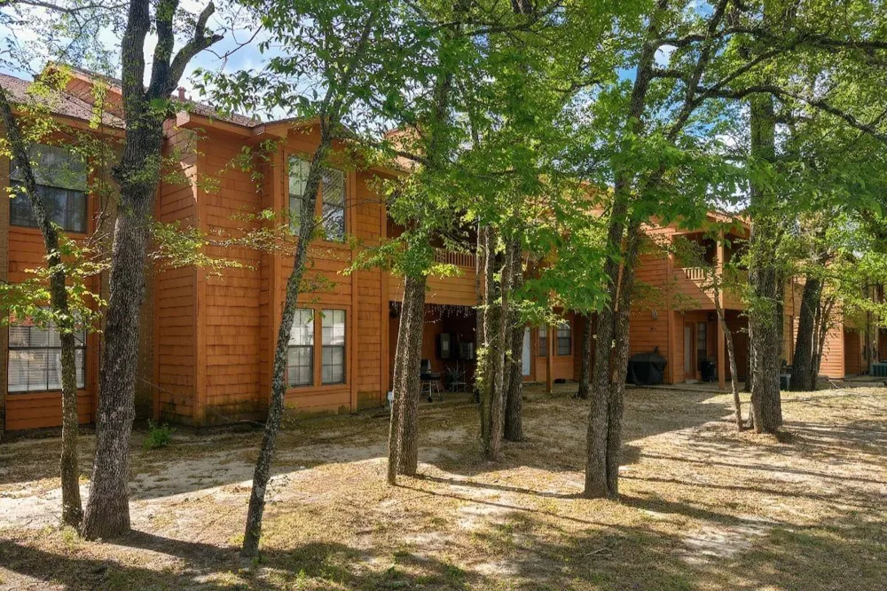 1305 W Villa Maria Road #B101 Bryan, TX 77801