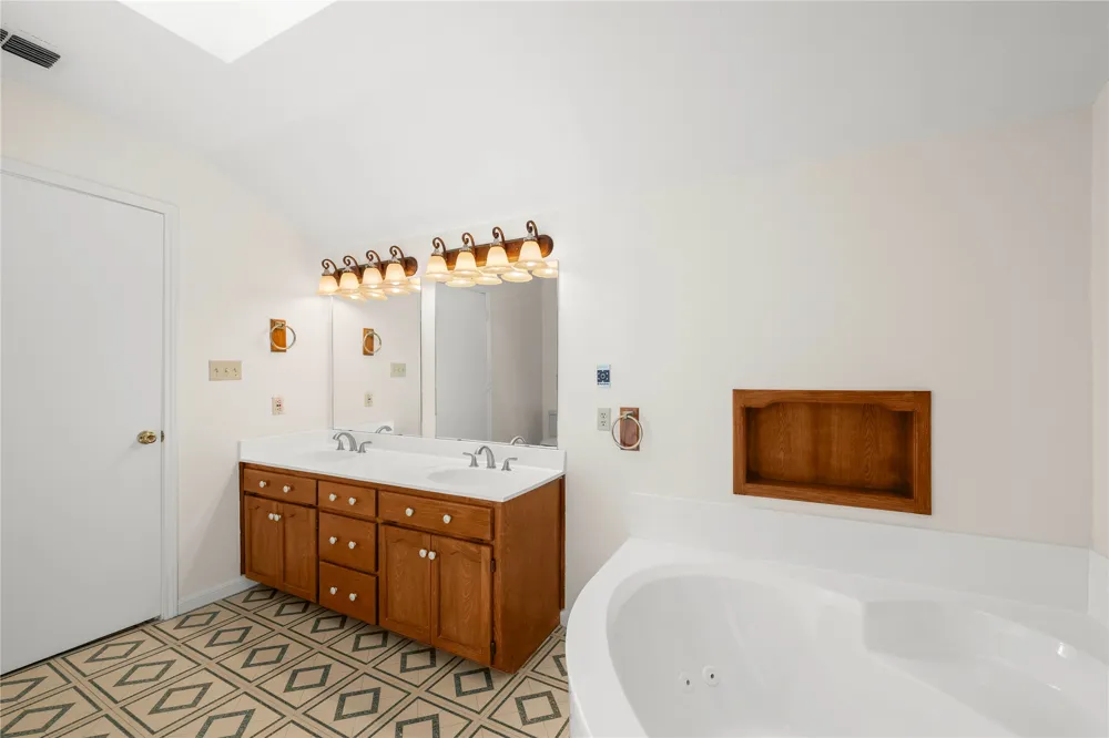 986 Benchmark Trail Belton, TX 76513