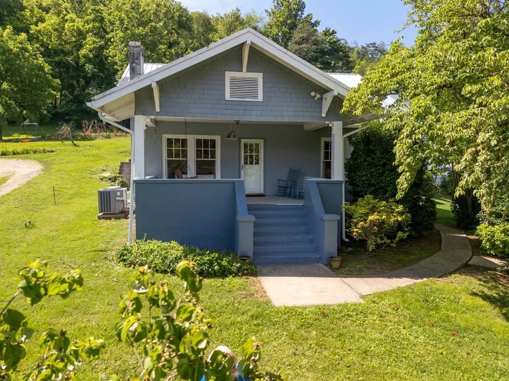Main Street Bryson City, NC 28713